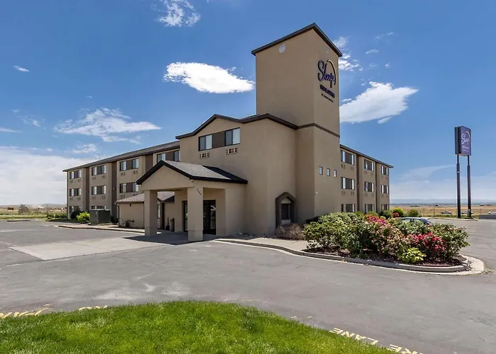 Sleep Inn & Suites